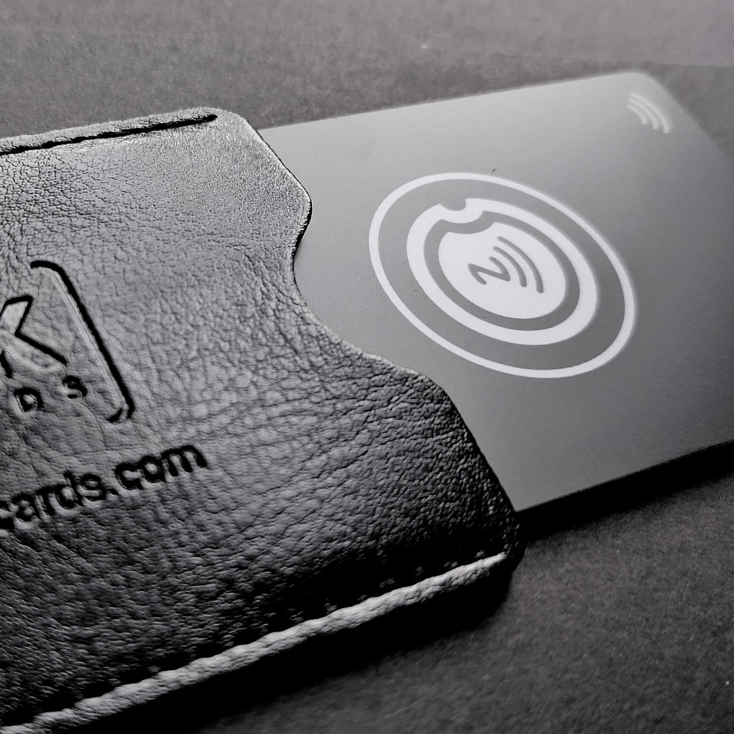 NFC Business Cards - Black Metal - DELUXE